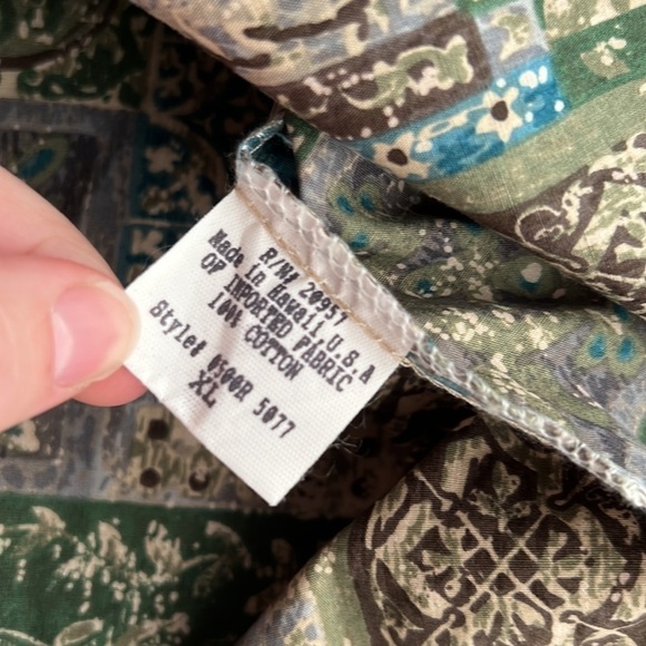 Tori Richard Honolulu Hawaiian Cotton Green Patterned Short Sleeve Button Down - Picture 5 of 6